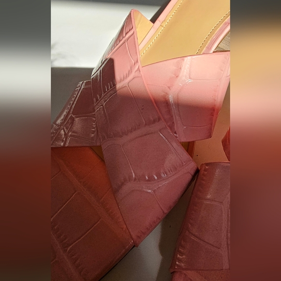 Marc Fisher Sandals - Picture 3 of 4